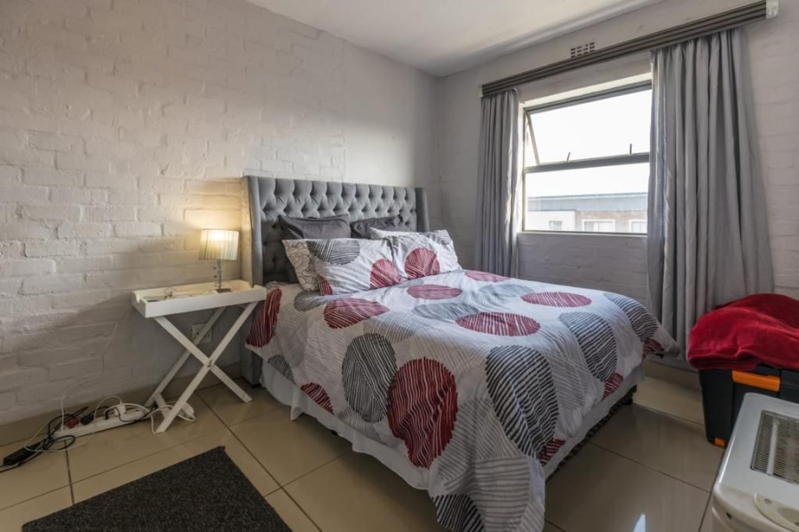 2 Bedroom Property for Sale in Brooklyn Western Cape